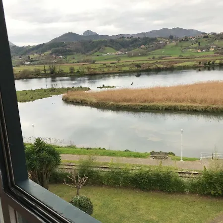 Con Vistas Espectaculares Al Rio Sella Apartment